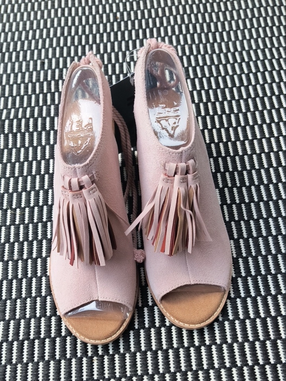 TOMS Elba open-toe tassel booties